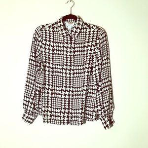 Black and White Houndstooth Blouse. ☠️☠️☠️